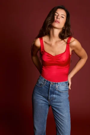 Online Body YUNARA Tops | Bodys