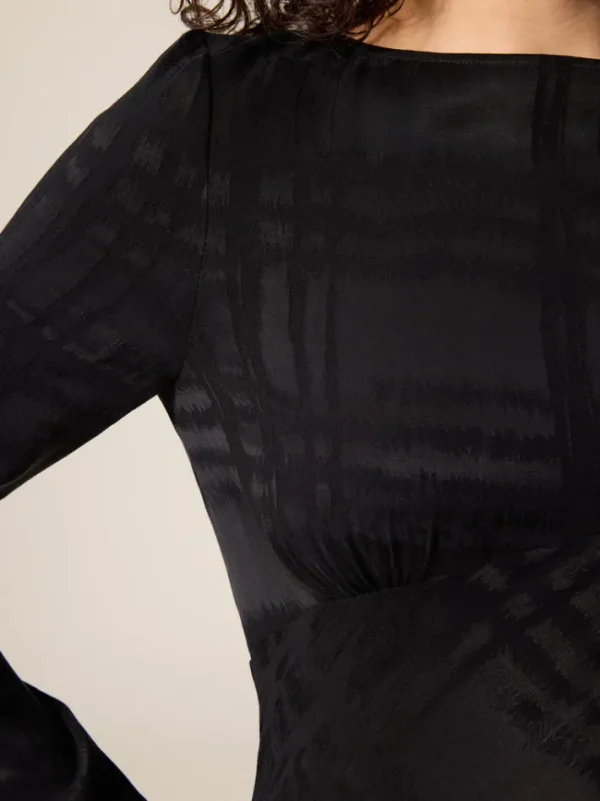 robe_abia_3.webp Hot Robe ABIA Robes
