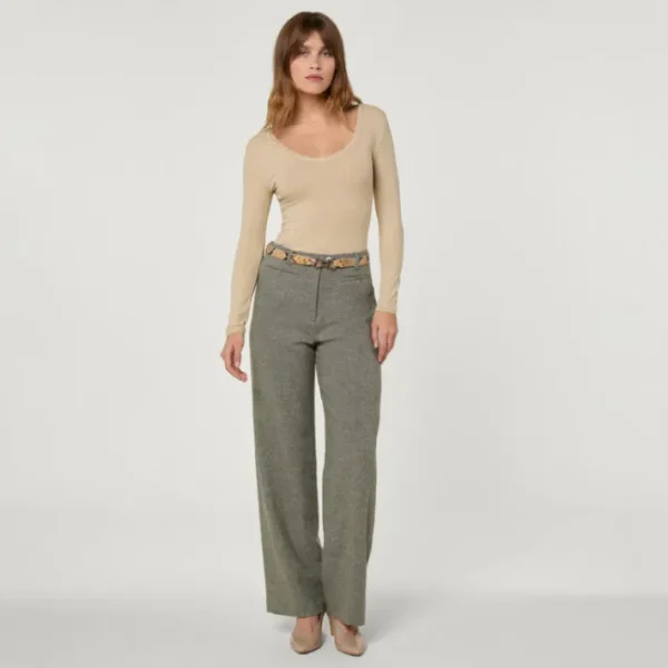 top_gio_2.webp Hot Top GIO Tops
