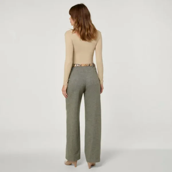 top_gio_3.webp Hot Top GIO Tops