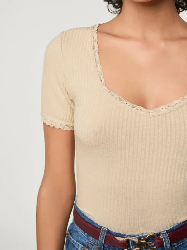 top_giuia_1.webp Outlet Top GIUIA Tops