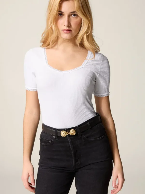 top_giuia_3-2.webp Hot Top GIUIA Tops