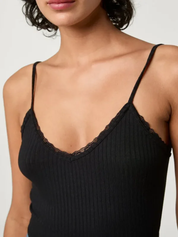 top_lio_2.webp Cheap Top LIO Tops